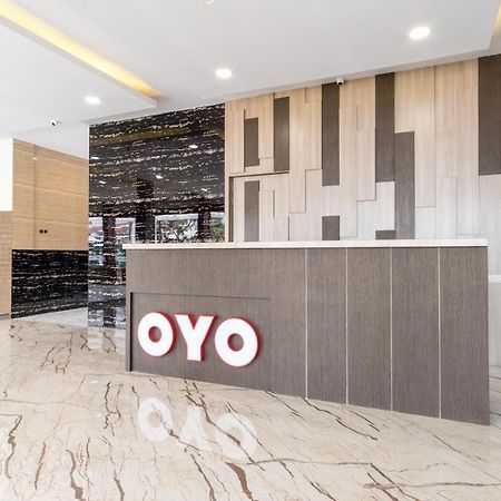 Oyo 727 Merlion Hotel Medan Exteriér fotografie