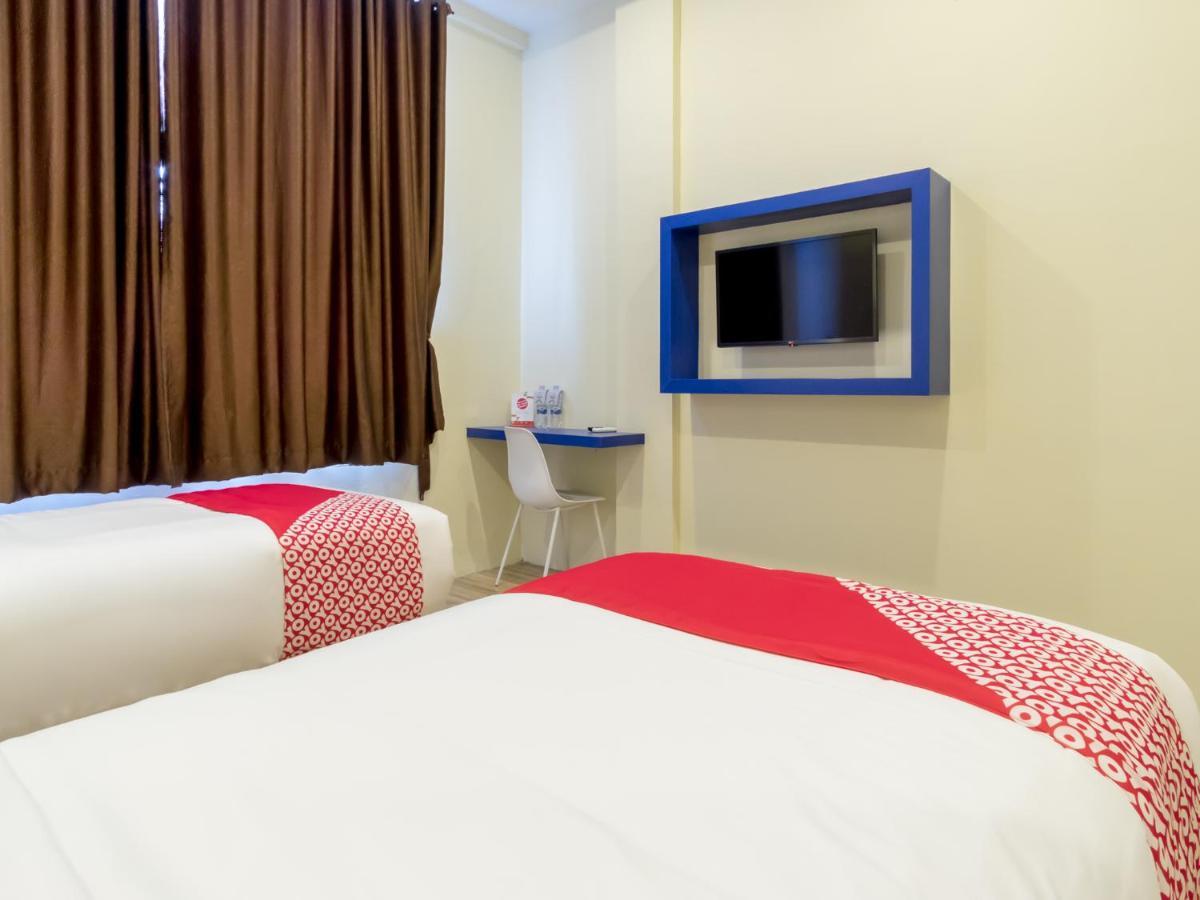 Oyo 727 Merlion Hotel Medan Exteriér fotografie